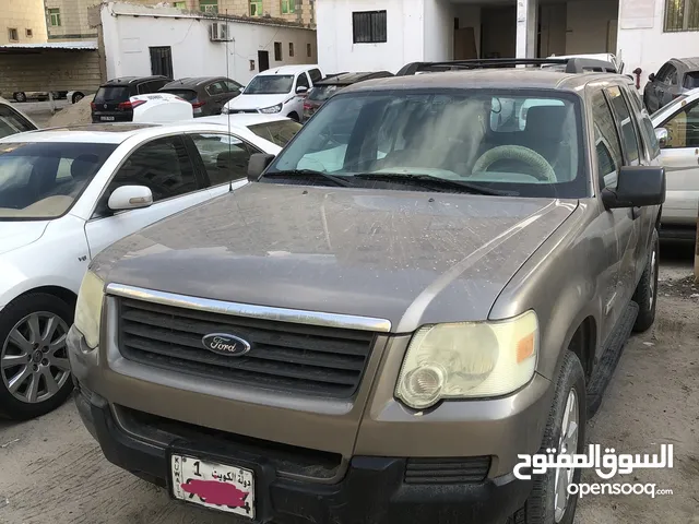 Used Ford Explorer in Hawally