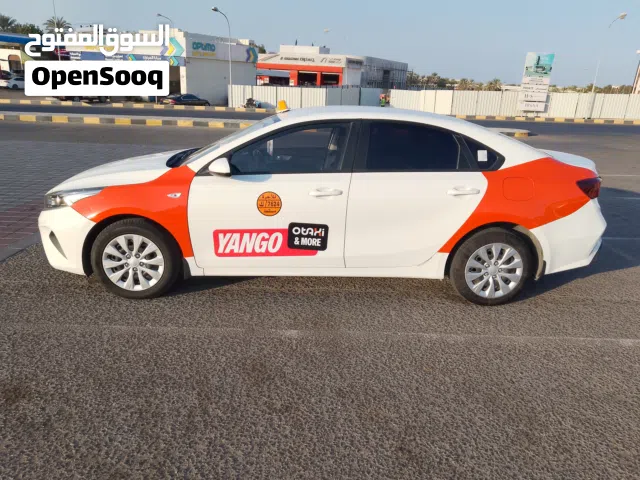 رقم تاكسي للبيع 4687 ريال وسيارة فنتك قارئ عليها مطوع ، تدخل لك 700 إلى 800 ريال في الشهر كلام جرنتي