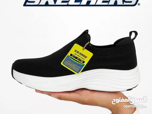 Skechers الأصلي على الضمان  قياسات مختلفة بثلاثة ألوان  السعر 35000