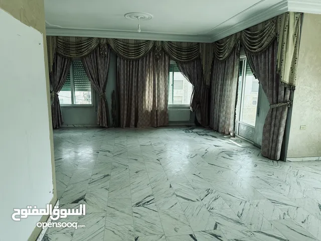 230 m2 4 Bedrooms Apartments for Sale in Amman Shmaisani