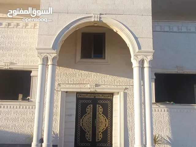 شبة فيلا للبيع بسعر مميز من المالك مباشرة
