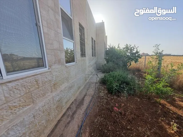 فيلا مميزة للبيع في اربد - الحصن