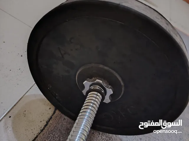 بار + 2 طاره وزن 10 كيلو + دامبل وزن 20 كيلو