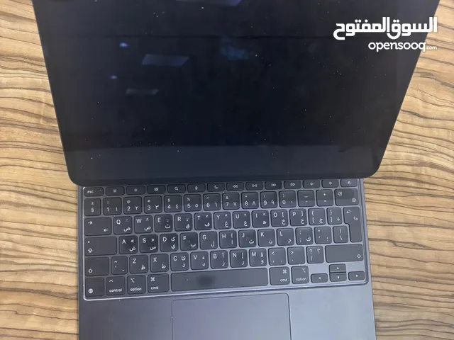 Apple iPad Pro 13.3 (M4) with warranty