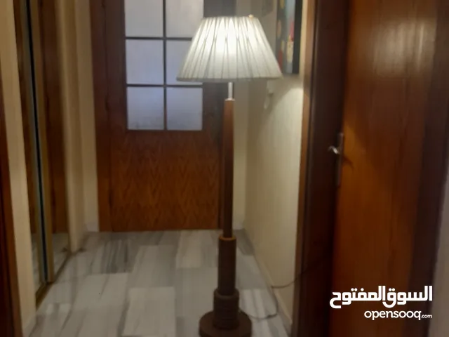 تحف ومرايا
