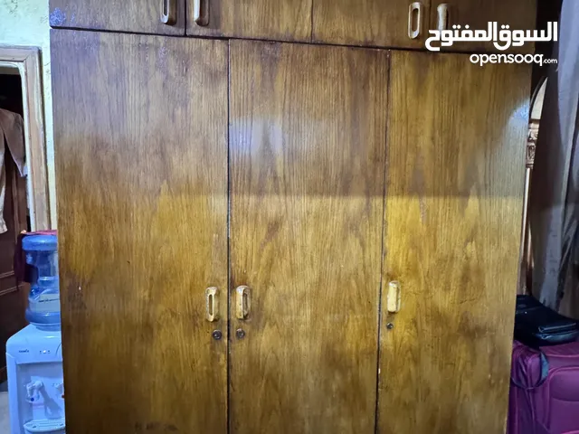 خزانة عدد 2 مستعمل للبيع