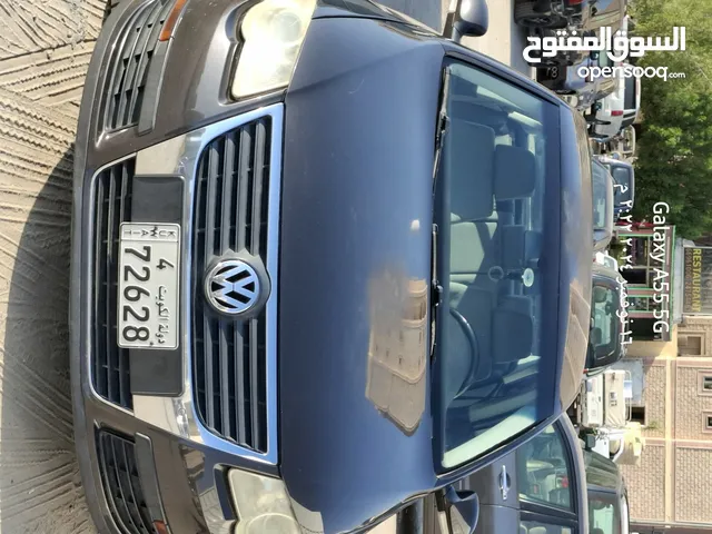 Used Volkswagen Passat in Farwaniya