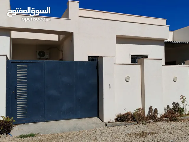 145 m2 4 Bedrooms Townhouse for Sale in Tripoli Khallet Alforjan