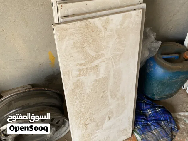 16 طاجين و 10 عمدان