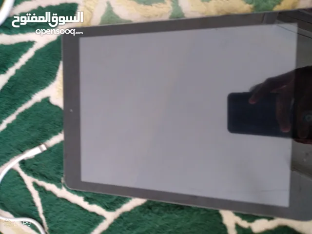 Apple iPad 128 GB in Ras Al Khaimah