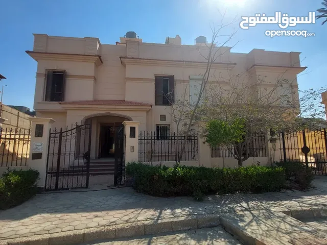 362m2 3 Bedrooms Villa for Sale in Cairo Fifth Settlement