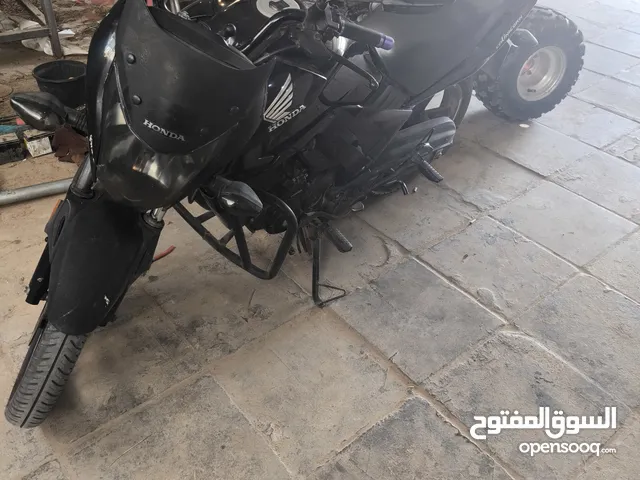 Honda Unicorn 2019 in Al Jahra