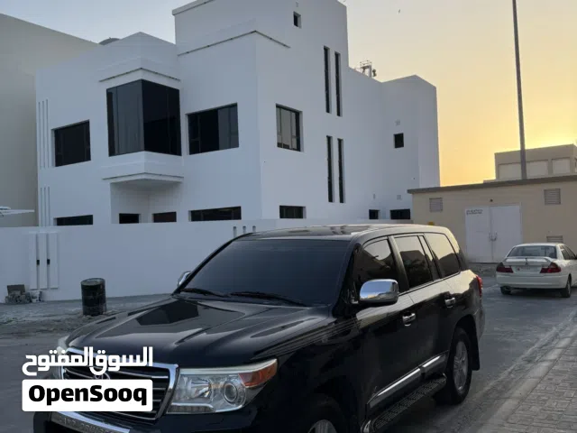 Used Toyota Land Cruiser in Muharraq
