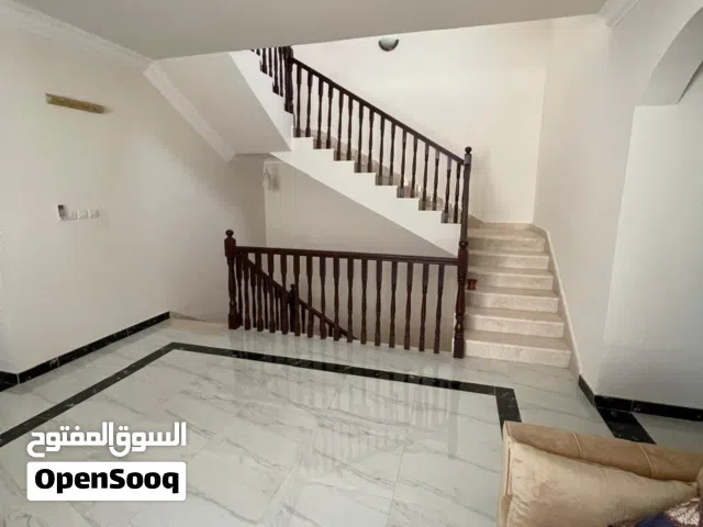 300 m2 5 Bedrooms Villa for Rent in Muscat Al Maabilah