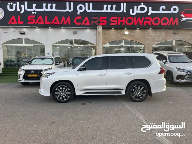 Lexus LX 2018 in Muscat