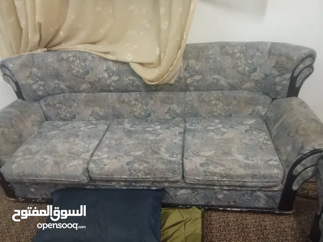 كنب شبه جديد للبيع