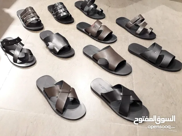 35 Slippers & Flip flops in Tripoli