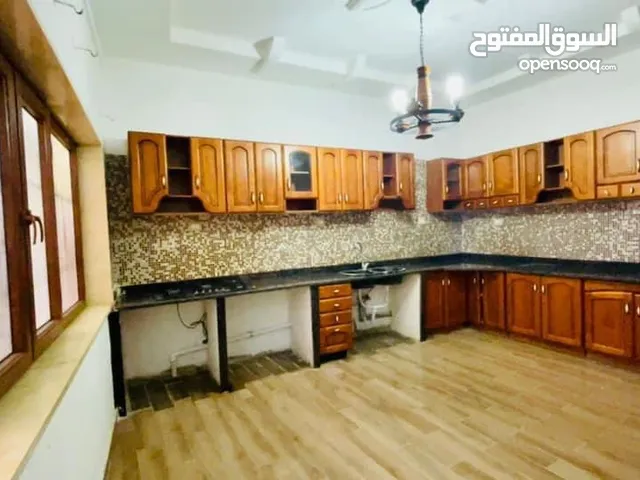 فيلا خليجي مفروش تام الشارع مقابل جامع الميه الحلوى