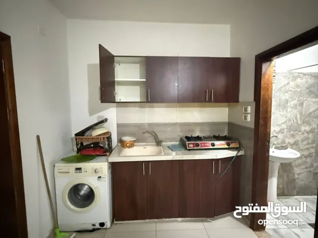 استوديو مفروش للايجار