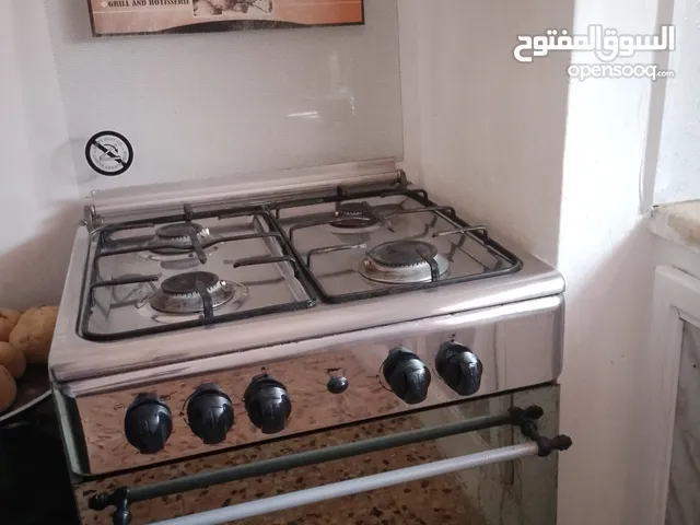 غاز بحالة ممتازة جدا استعمال خفيف