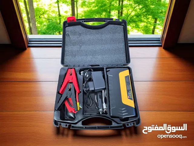 شاحن بطارية طوارئ للسيارات ب سعة 99800mah تيار عالي 600 امبير ، الجهد (12,16,19)V مع شاحن جداري ..