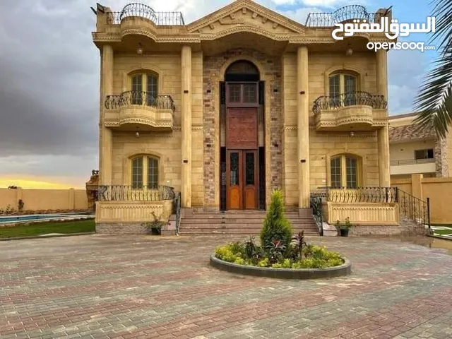 600 m2 5 Bedrooms Villa for Sale in Cairo New Cairo