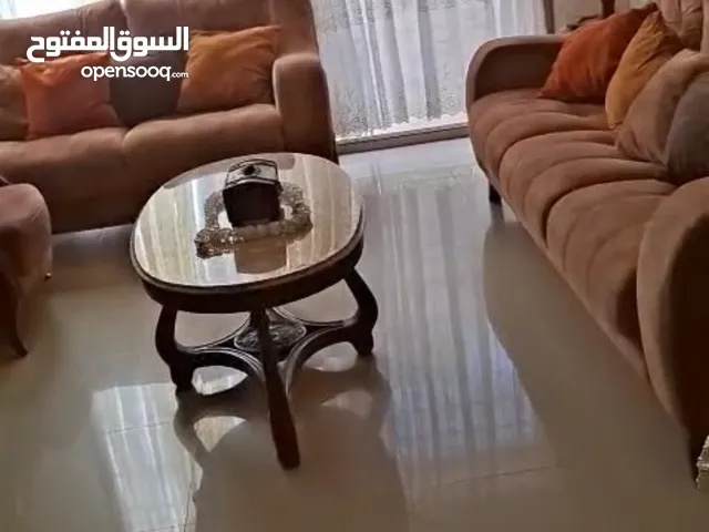 شقه مفروشه للييع اسكان البيدر منطفه راقيه ومرتبه شقه مشمسه ولقطه