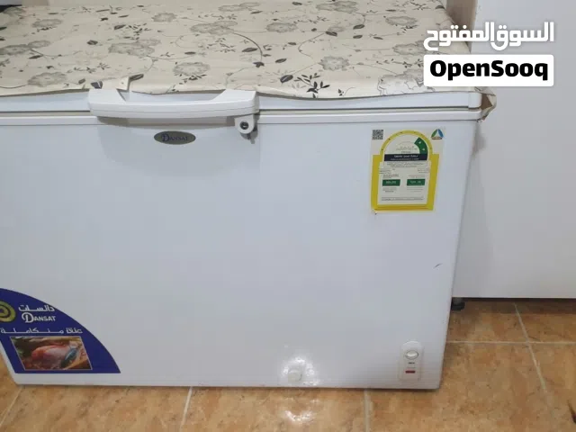 فريزر ابيض كبير بحاله ممتازه جدا