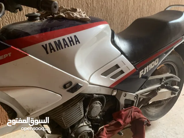 Yamaha FJ-09 2000 in Benghazi