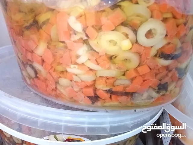 مخللات بلدية كل الاصناف جملة وبالتجزئة للمطاعم والأسواق التجارية