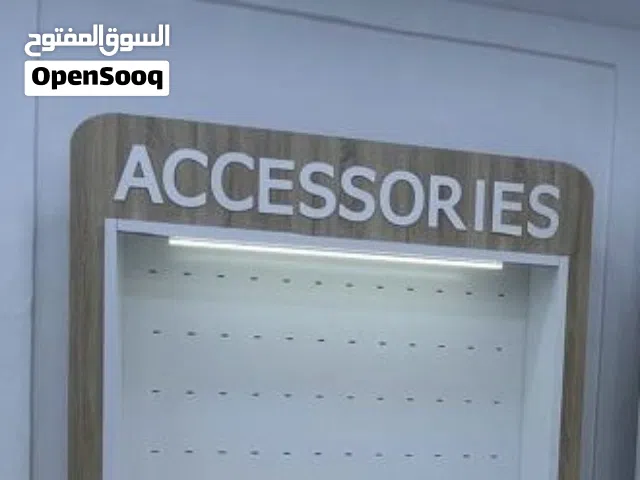 فترينة للبيع كما فالصورة نضيفة جدا