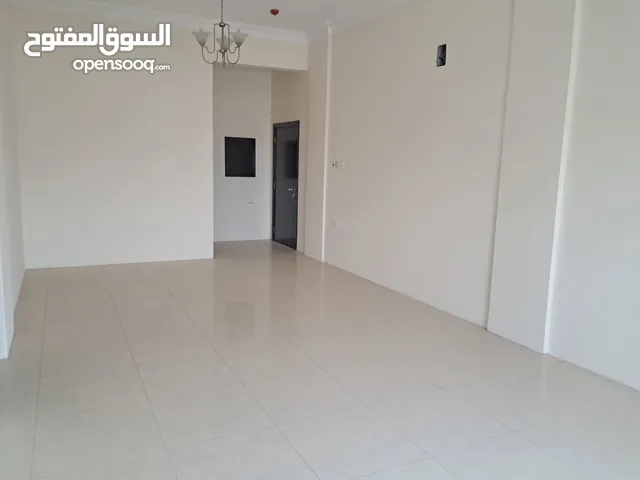 2 BHK 2 Washrooms Unfurnished