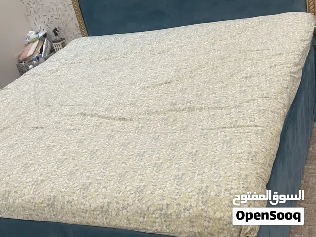 سرير نفرين مقاس 180/200