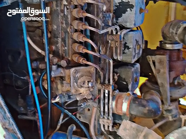 كوماتسو للبيع