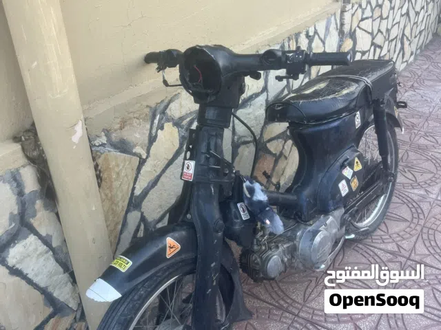 هوندا CRF125F موديل 2015 مستعملة بقوة 250 سي سي لصيانة جيدة
