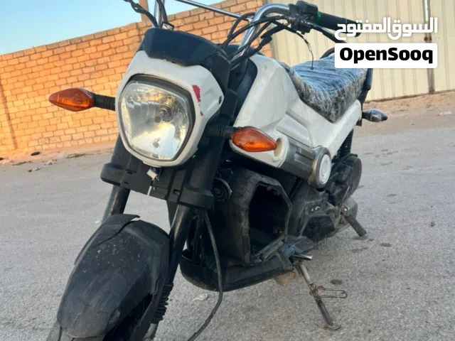 هوندا 125 نافي