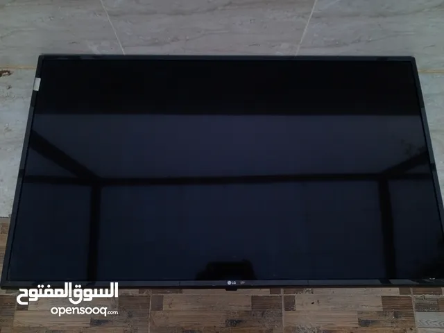 ** للبيع شاشة LG ذكية 49 بوصة بدقة 4K - مع عيب وحيد (بحاجة لإصلاح)**