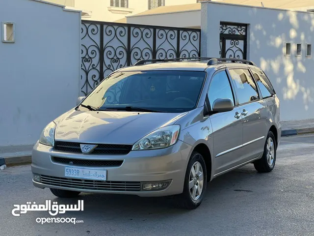 New Toyota Sienna in Tripoli