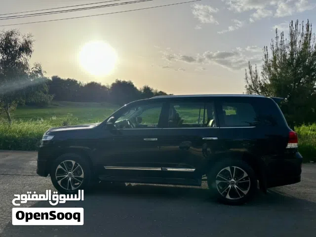 2020 Toyota Land Cruiser GXR