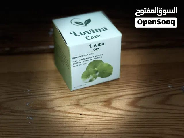 مصممة جرافيك(استقبل الطلبات المستعجلة)