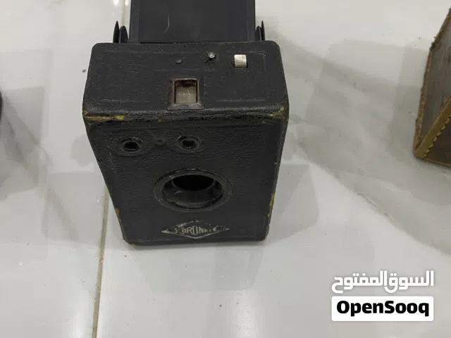 للبيع كامره قديمه جدا بحاله جيده