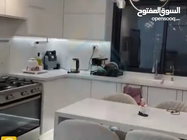 140 m2 2 Bedrooms Apartments for Rent in Ramallah and Al-Bireh Al Baloue