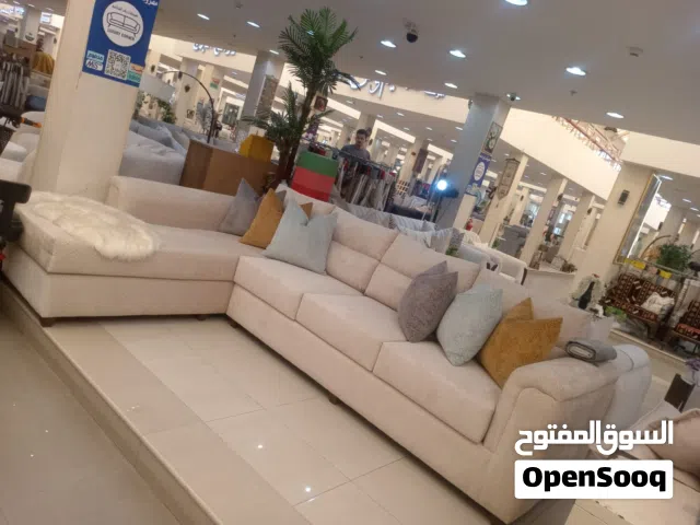 تفصيل وتنجيد كنب وستائر ويفي بأقل الأسعار