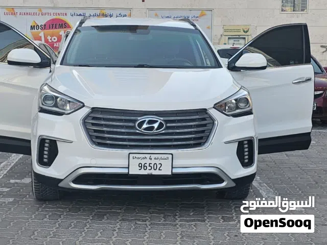 2017 هيونداي سنتافي Standard