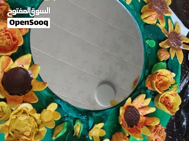 لوحات مرسومة بمعجونة المودلنج بيست و الريزن و و الخرز و الأحجار و الزجاج