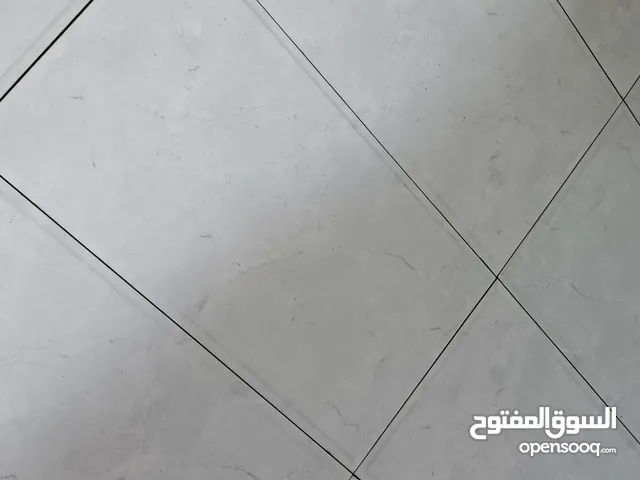 خلفة.  بناء. بلوك +ثرمستون.   وتطبيق. سيراميك.   + بورسلين + كاشي +مرمر.  كرانيت.     شغل. نضيف.