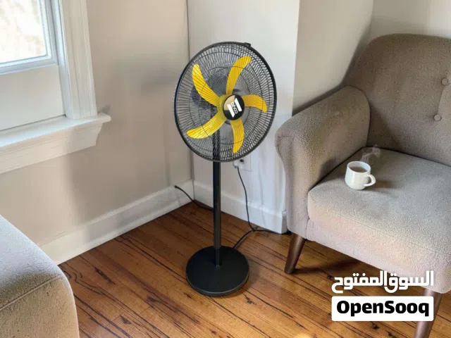 مروحة شحن عمودية من كويا تقنية ذكية