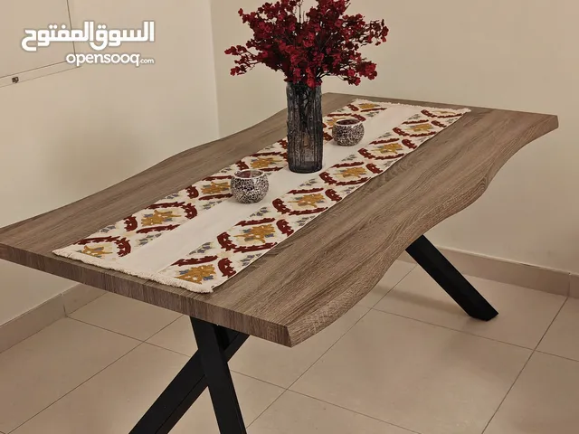 Dining table for sale with 4 free chairs- ترابيزة سفرة للبيع و4 كراسي مجانًا