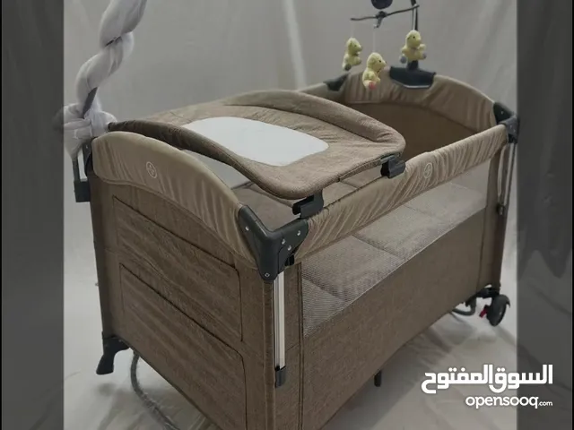 تخت بيبي للبيع
