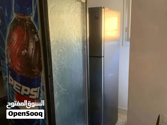 ثلاثه ثلاجات للبيع